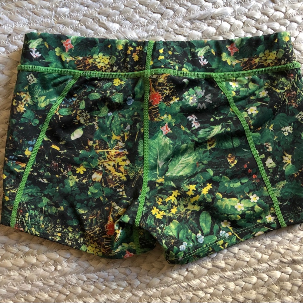 Workout Shorts XS Without Walls